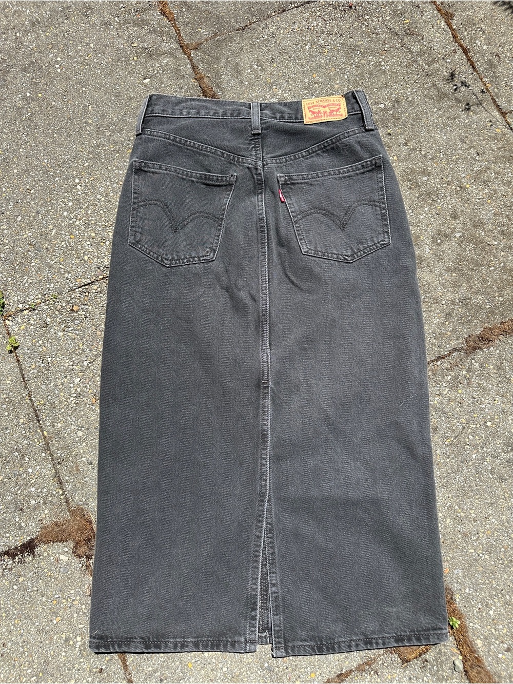 Vintage Style Levi’s Column Skirt w/ Back Slit